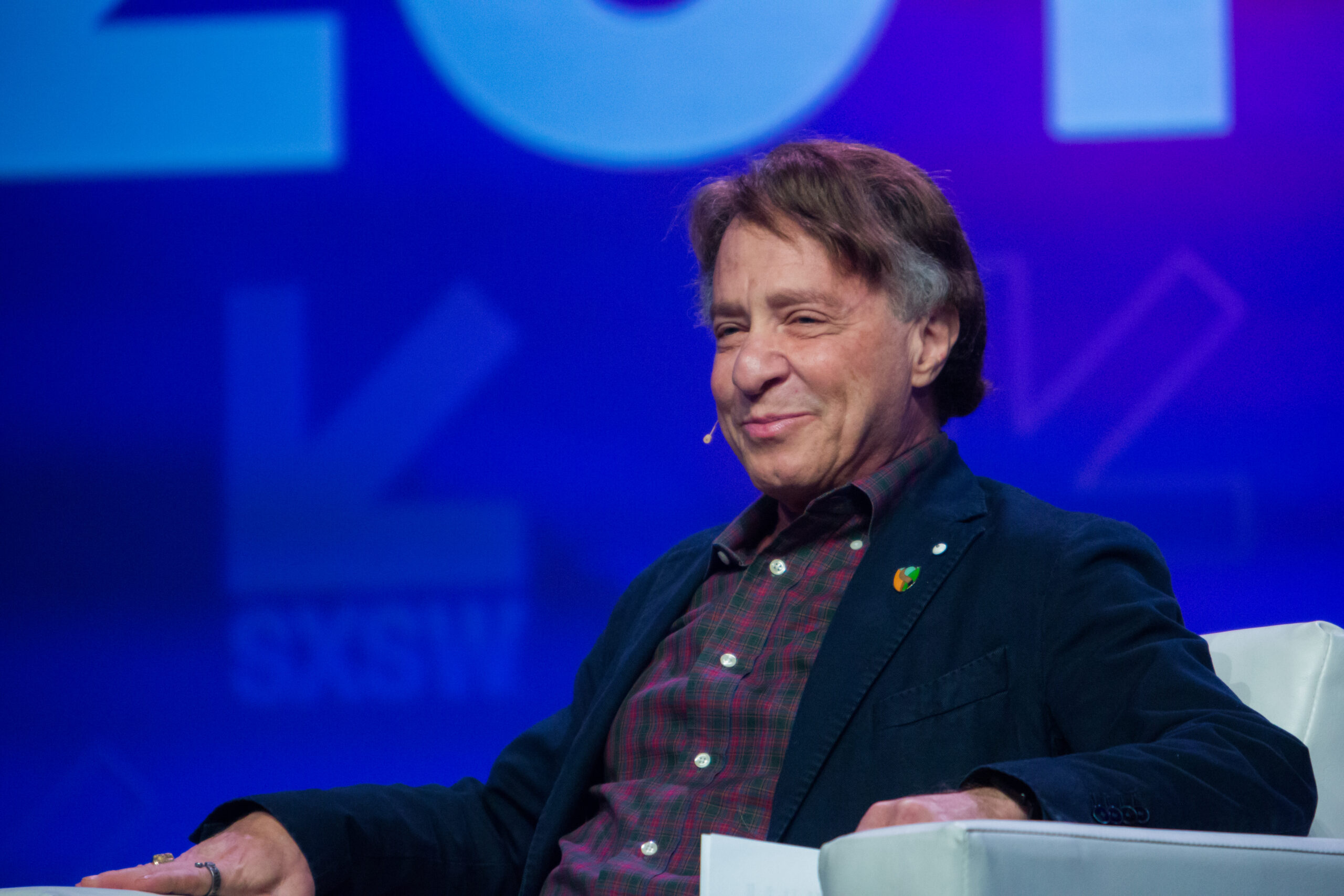 Ray Kurzweil acredita que inteligência artificial vai superar a humana até 2029.